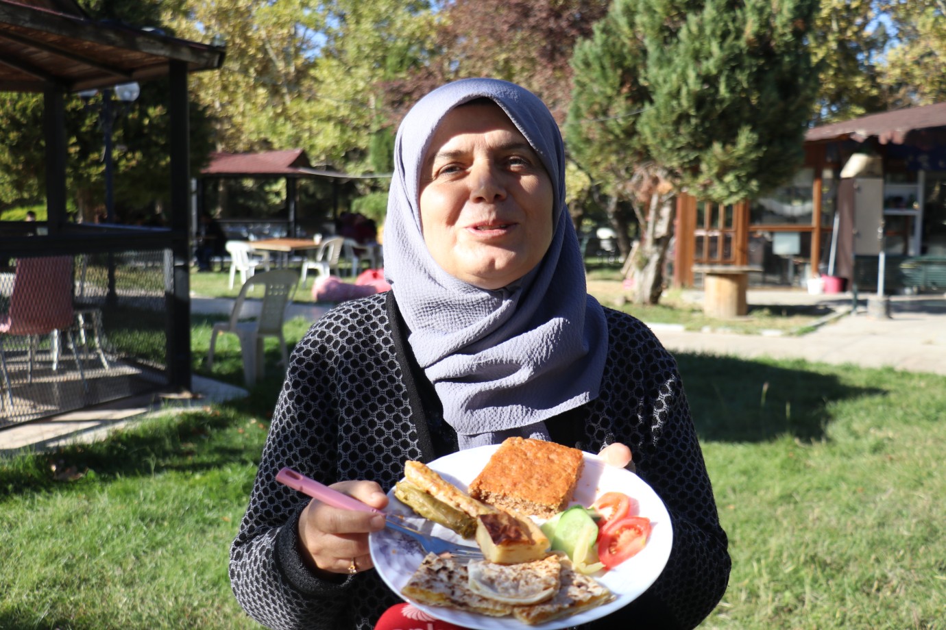 Anne Şefkatiyle Açılan Gözleme Evi, Öğrencilerin Sığınağı Oldu
