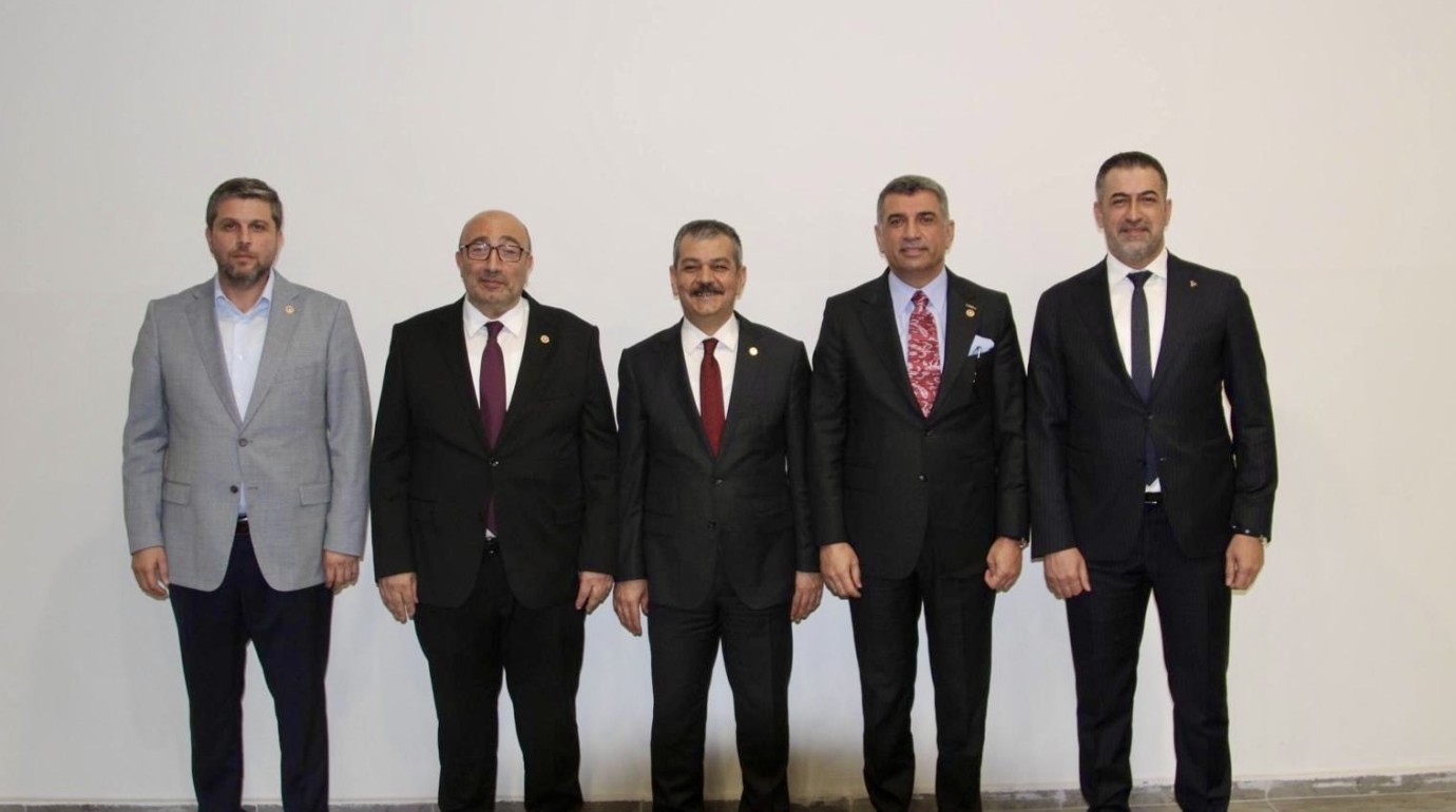 Elazığ Milletvekilleri Baskil Kayısı İçin Tek Ses Oldu, Malatya Sessiz Kaldı!