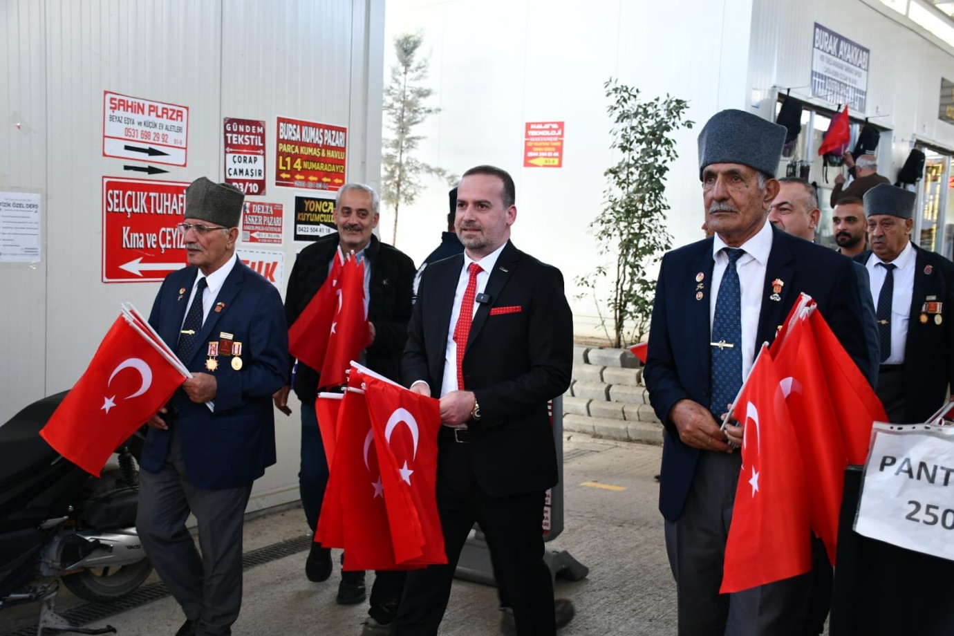 MAGİNDER’den Anlamlı Çağrı: “Cumhuriyet’in 102’nci Yılında Her Yer Kırmızı Beyaz Olsun”