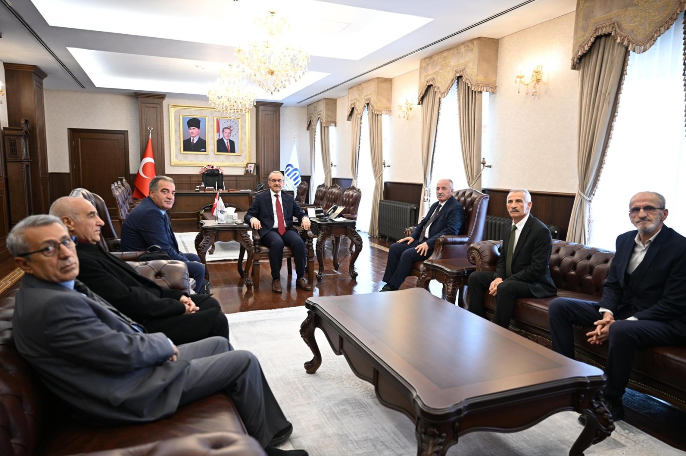 Emekli Sendikalarından Vali Yavuz’a Önemli Ziyaret: Depremzede Emeklilerin Sorunları Raporla Sunuldu