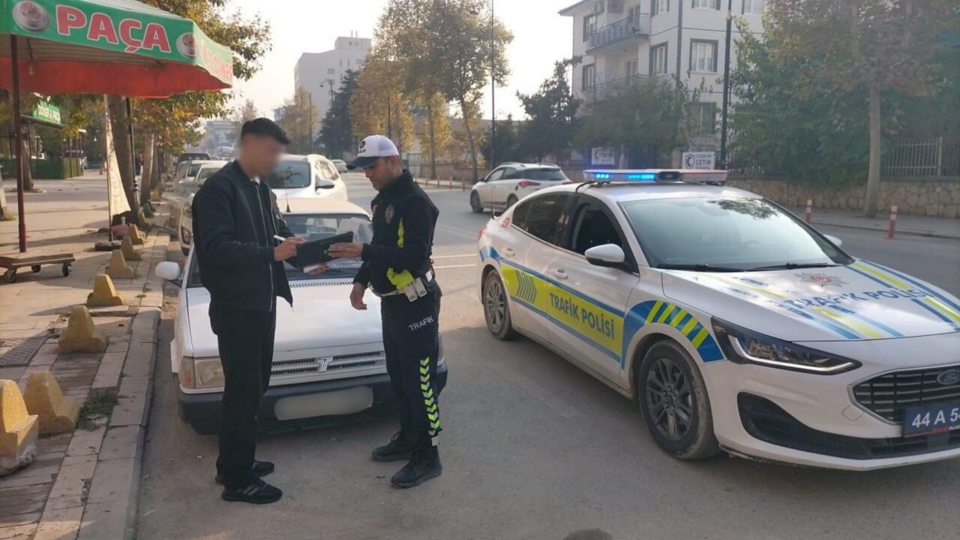 İnönü Caddesi'nde Drif Attı, Cezayı Yedi