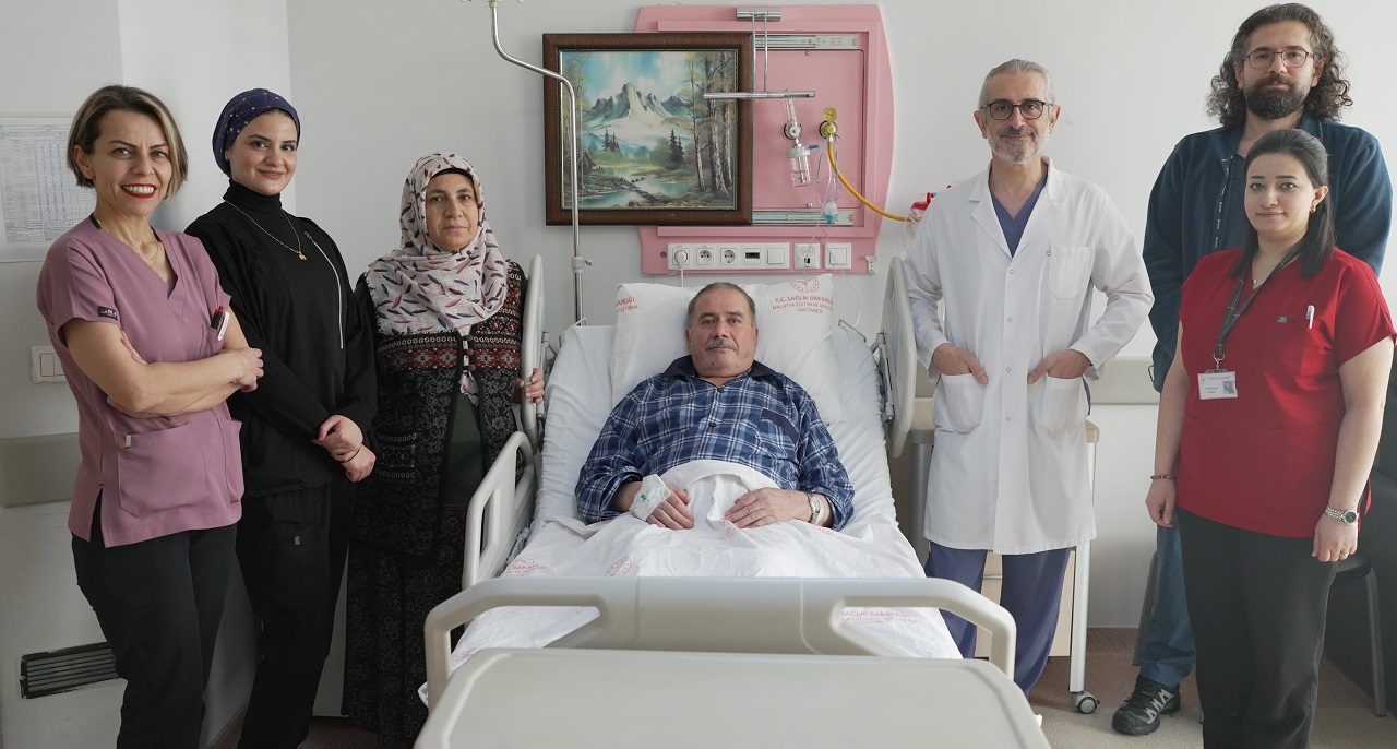 Aort Yırtığı Kapalı Yöntemle Onarıldı