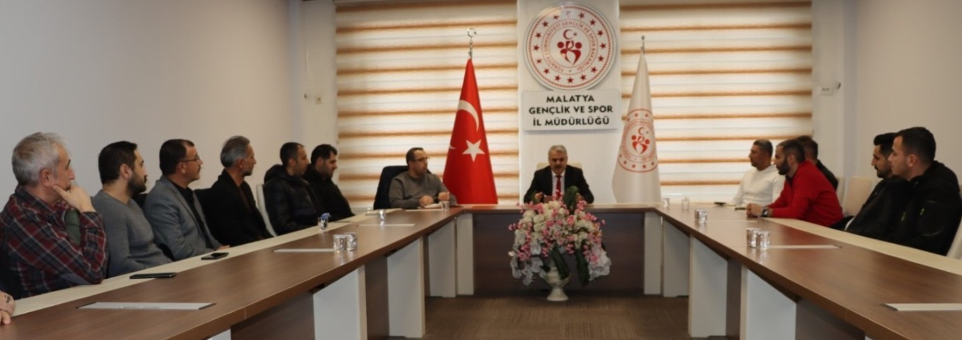 Spor Tesisleri İçin Değerlendirme Toplantısı Yapıldı
