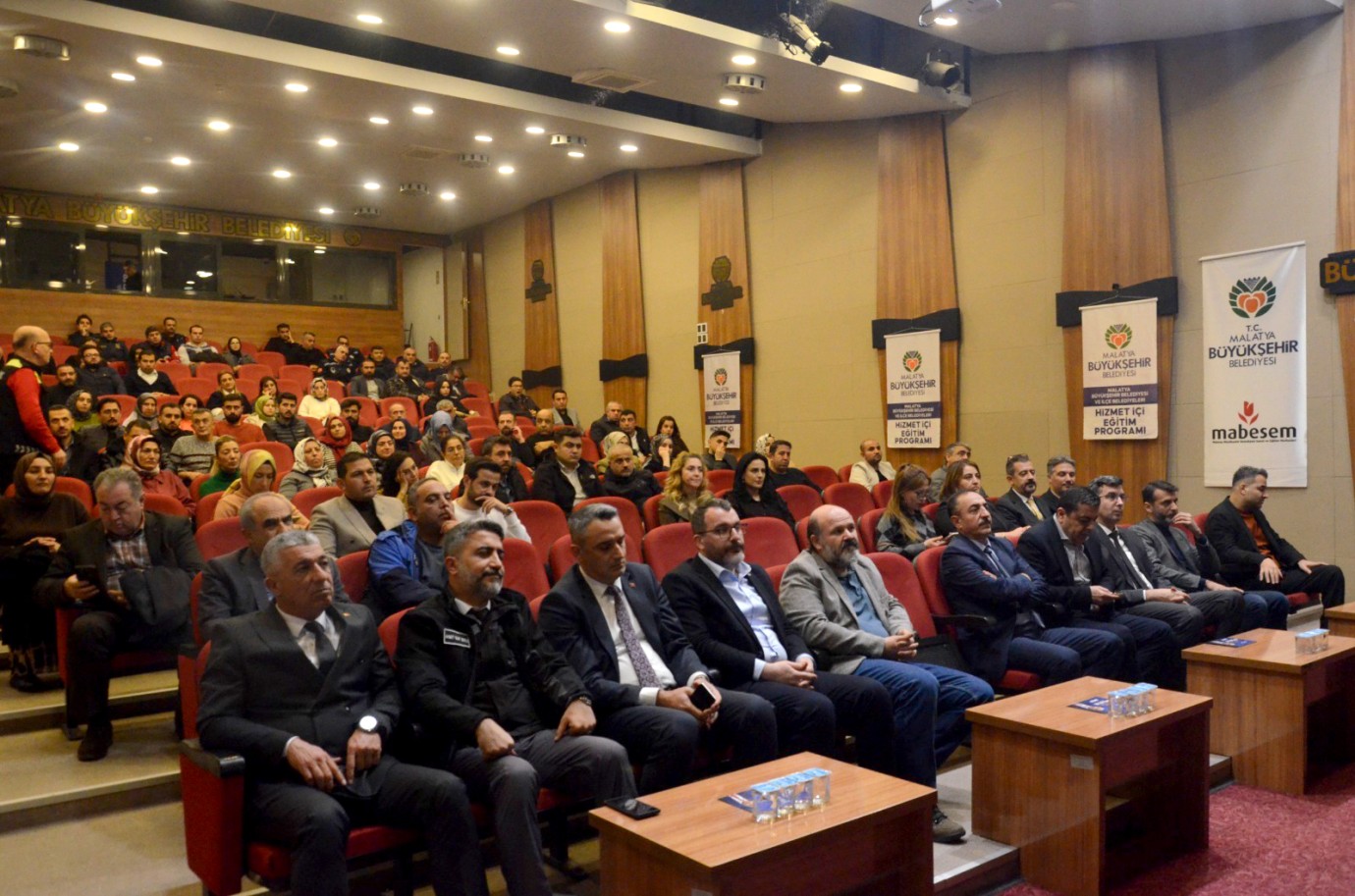 Büyükşehir Personellerine  Hizmet İçi Eğitimi Düzenlendi