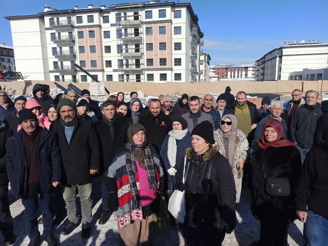 Kavaklıbağ’da Hak Sahiplerinden Konut Tepkisi: “Kendi Mahallemizde Ev İstiyoruz”
