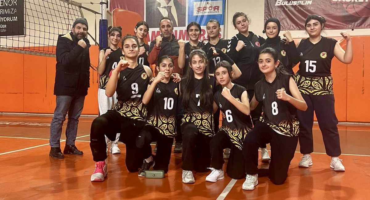 Gazi Ortaokulu’ndan Namağlup Yarı Final Başarısı