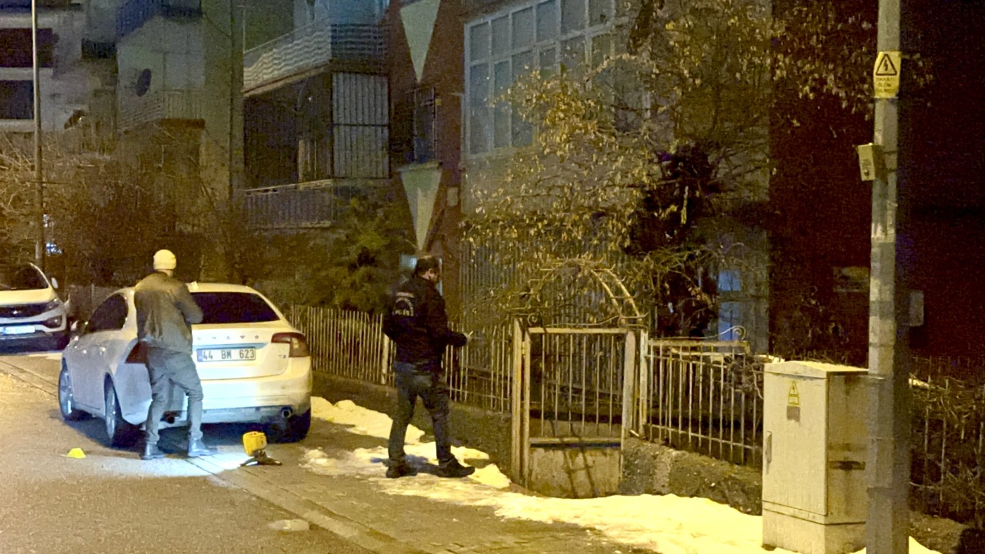 İki Ayrı Noktada Silahlı Ve Bıçaklı Saldırı: 2 Yaralı