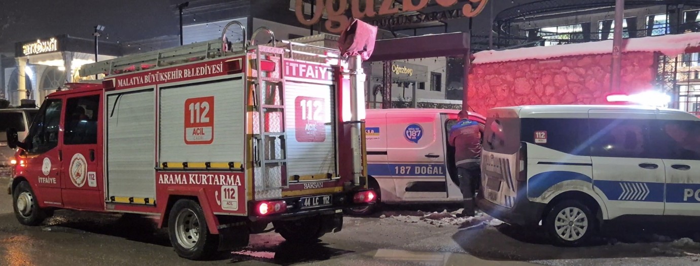 Nişan Merasiminde 113 Kişi Zehirlendi!