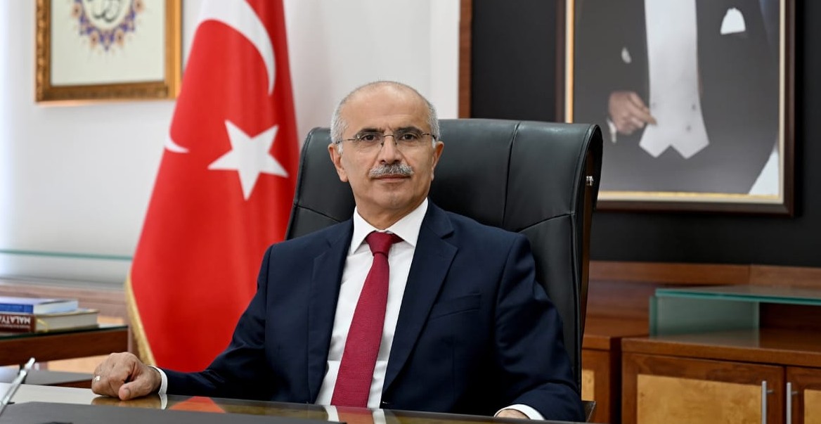 Başkan Er'den Beraat Kandili Mesajı: “ KARDEŞLİĞİN ARTTIĞI MÜSTESNA BİR GECEYİ İDRAK EDECEĞİZ”