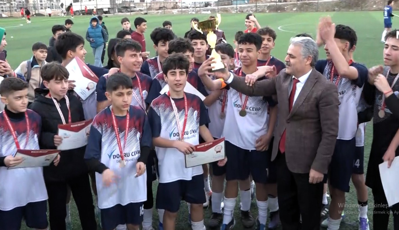 Rövaşata Golüyle Turnuvaya Damga Vuran İsim: Ensar Gölgeli