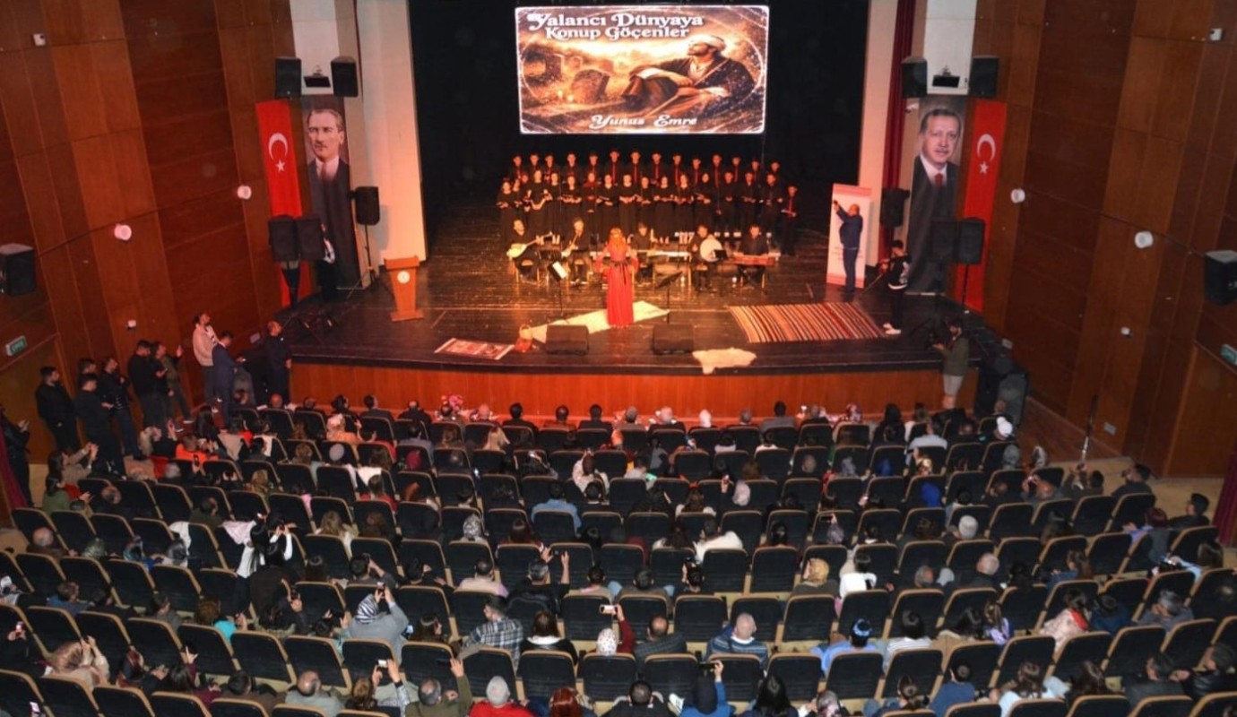 Ozanlara Saygı Konseri Yoğun İlgi Gördü