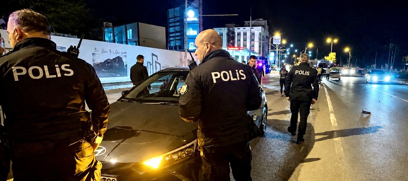  İki Aracın Çarptığı Yaya Hayatını Kaybetti!