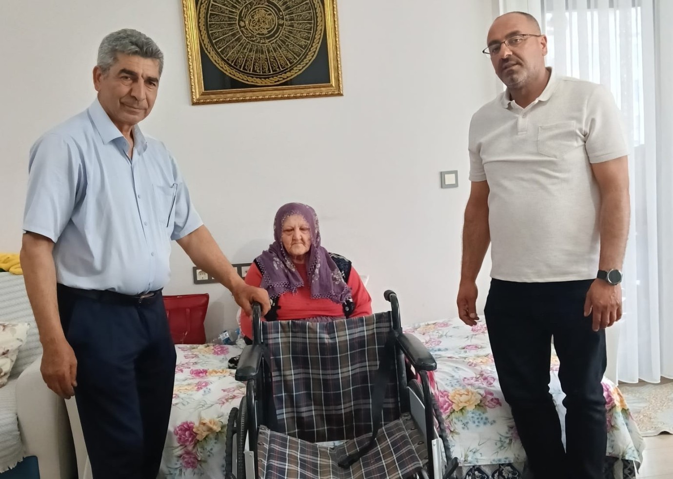 Tekerlekli Sandalye Desteğiyle Gönüllere Dokundular