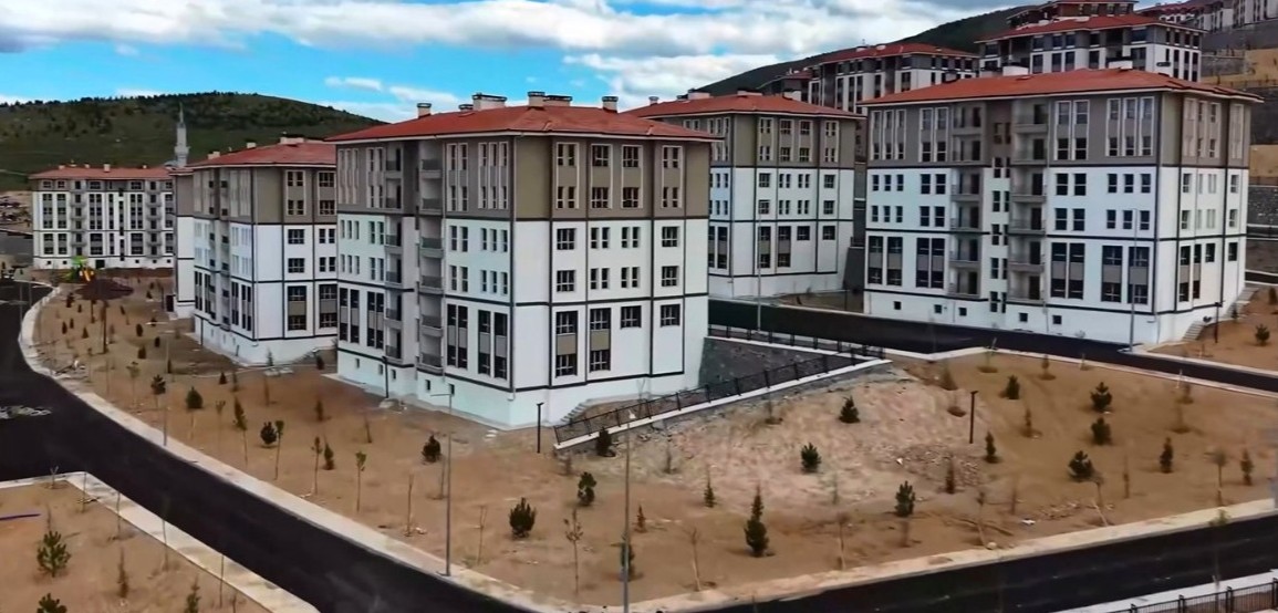 Akoğuz'da Bin 740 Konutun Anahtar Teslimi Başlıyor