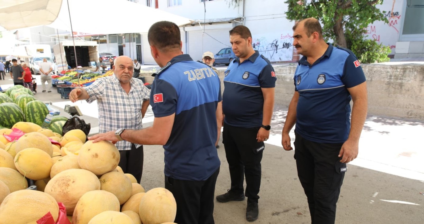 Battalgazi’de Temizlik Ve Pazar Denetimleri Sürüyor