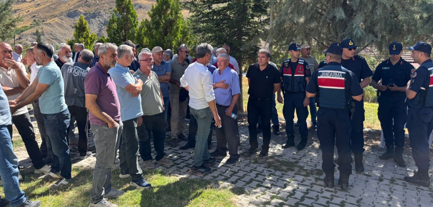 Hekimhan’da Maden Toplantısı Gerginliği!