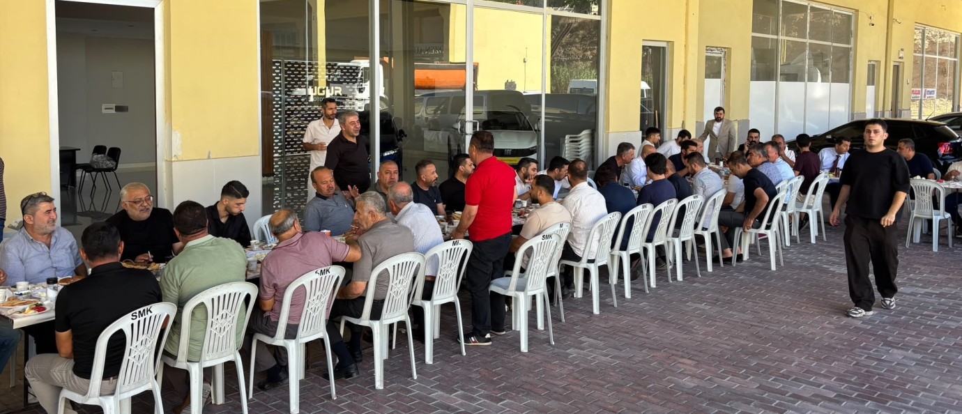 MTSO Başkan Adayı Mahmut Boyraz, Yakınca Galericiler Sitesi’nde Esnafla Buluştu