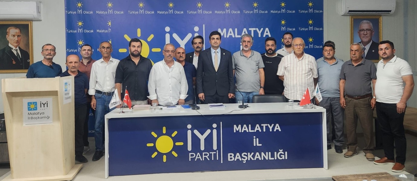 İYİ Parti Yeşilyurt’ta Yeni Dönem