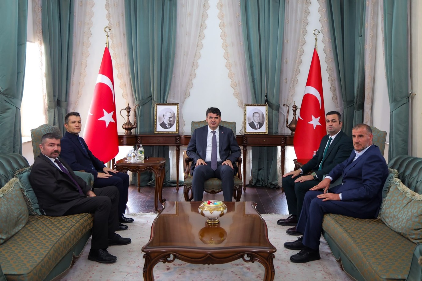 Zeynal Selağzı Güneydoğu’da Şehit ve Gazi Aileleri İçin Durmadan Çalışıyor