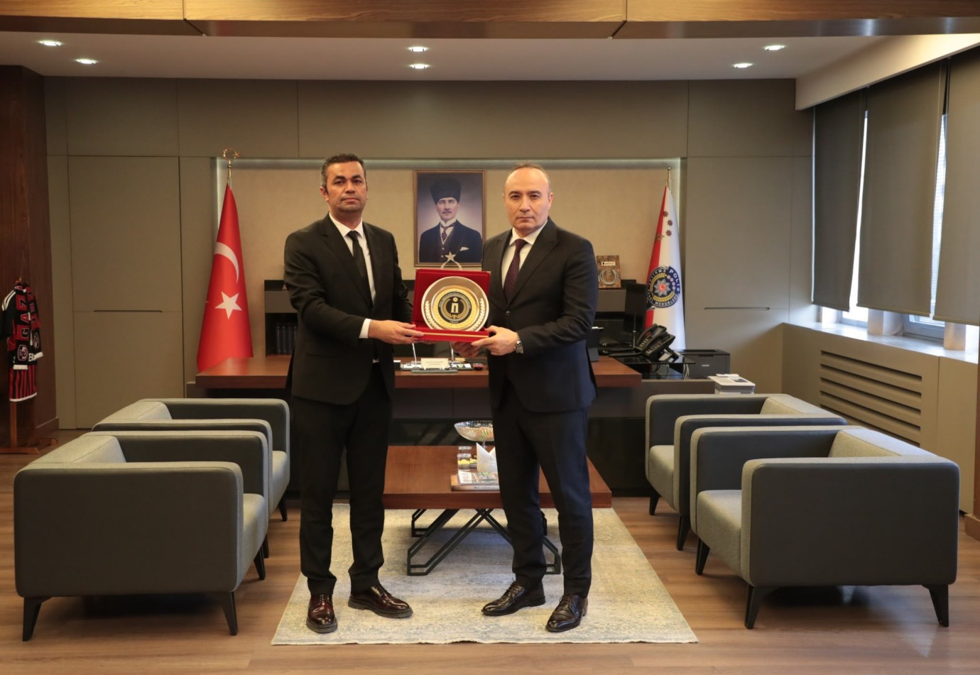 EMŞAV Başkanı SELAĞZI Güneydoğu’da Şehit ve Gazi Aileleri İçin Durmaksızın Çalışıyor