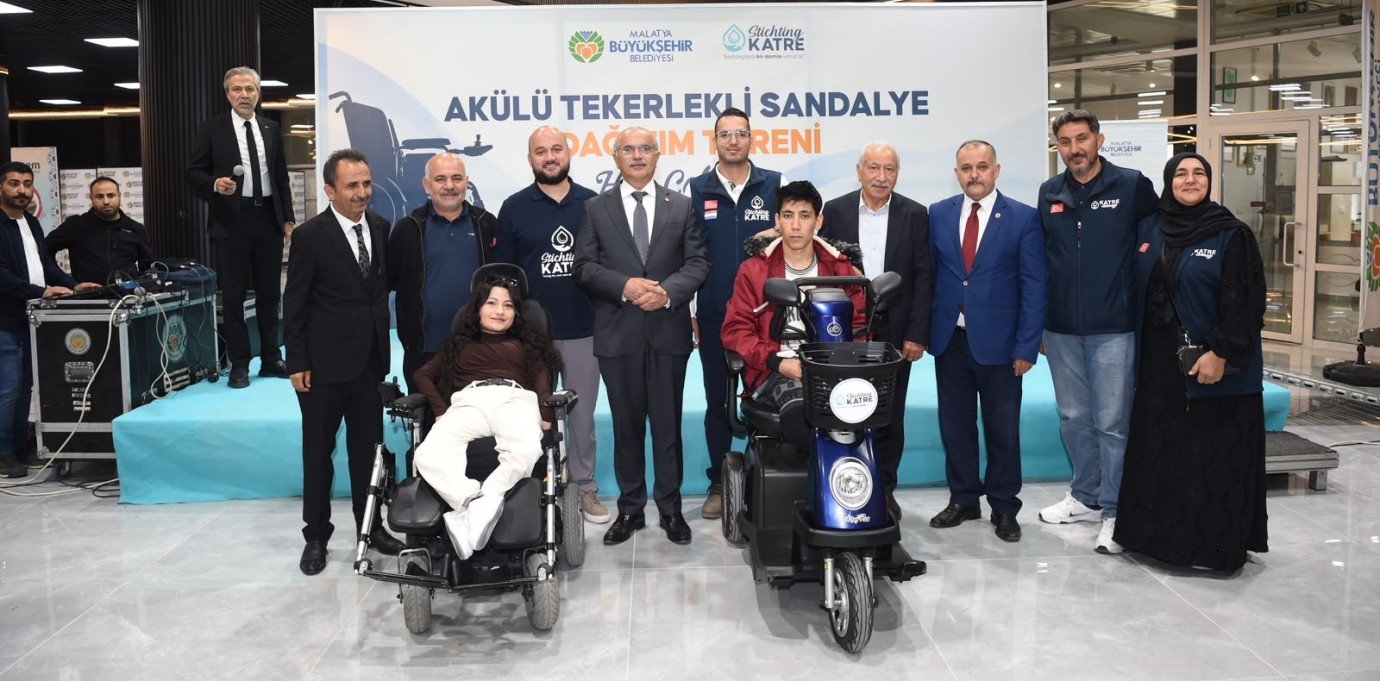 80 Engelli Bireye Akülü Tekerlekli Sandalye Desteği