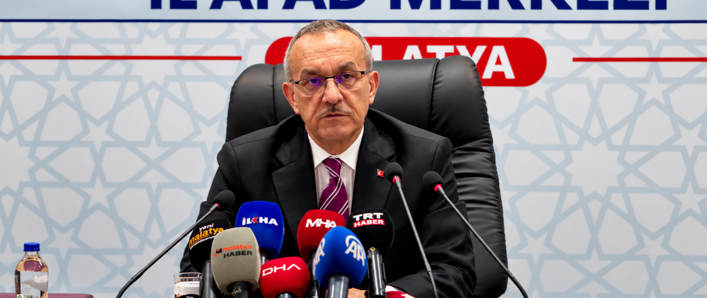 Vali Yavuz; “Konteynerlerde Kalanların Sayısı 10 Binin Altına Düştü”