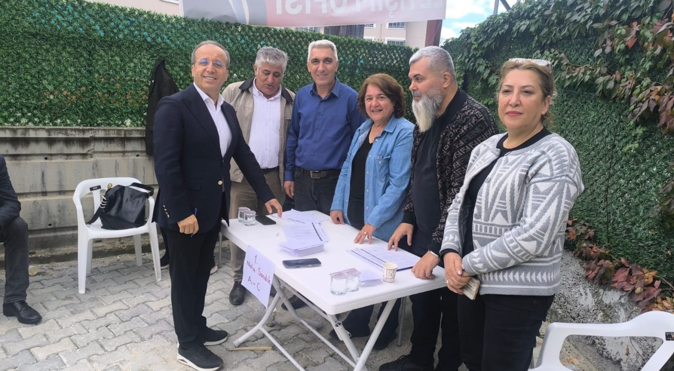 YENİ Parti'de Basri İlhan Ön Seçimde Yüzde 82,33 Aldı